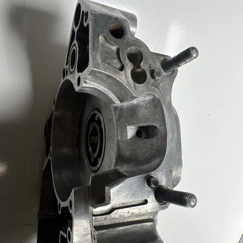 2001 kawasaki kx125 Engine Crankcase Case Right