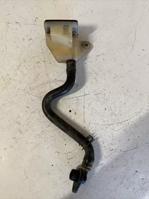 1988 suzuki lt250r brake reservoir 2