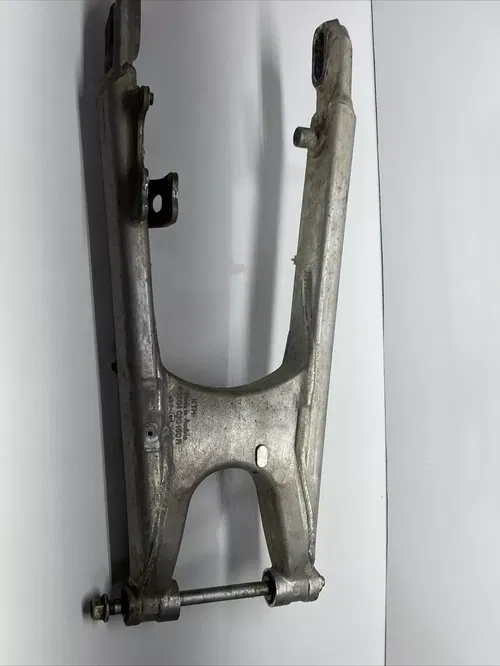 2001 ktm 200 exc Swingarm