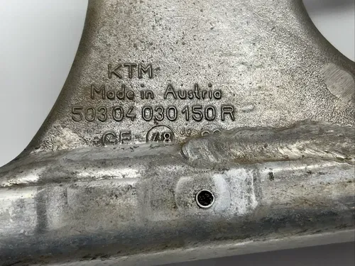 2001 ktm 200 exc Swingarm