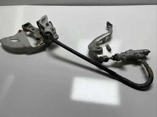 2007 yamaha yz450f Rear Brake Assembly/ Caliper/hose/pedal/master