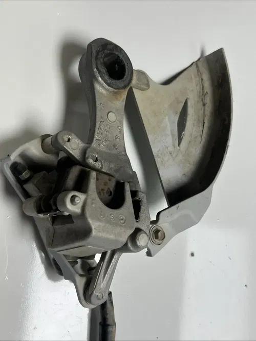 2007 yamaha yz450f Rear Brake Assembly/ Caliper/hose/pedal/master