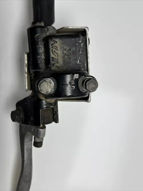 1990 kawasaki kx125 Front Brake Caliper/master/hose 2