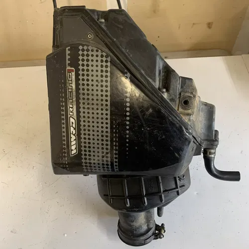 2002 yamaha yz426 air filter box/airbox