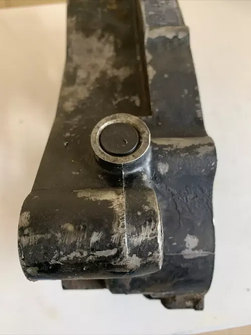 1977 yamaha yz400 right engine case crankcase