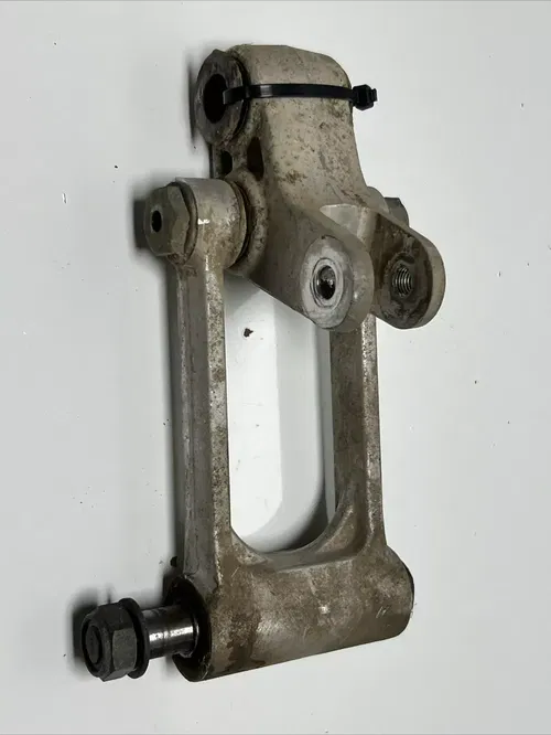 1999 yamaha yz400f Rear Shock Linkage Pivot