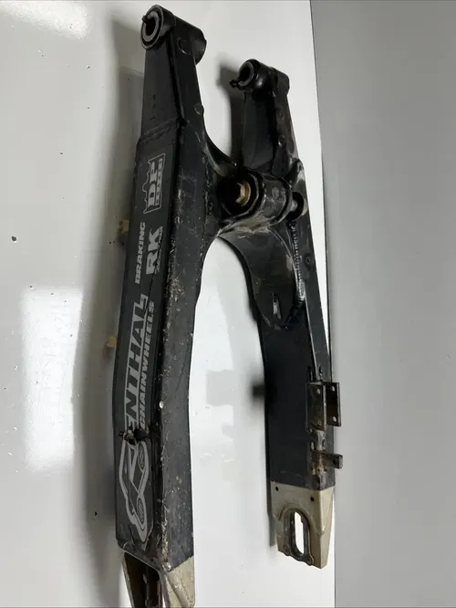 2001 kawasaki kx125 Swingarm