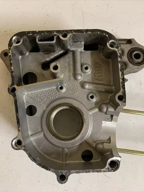 2004 arctic cat 90 2x4 right engine case crankcase