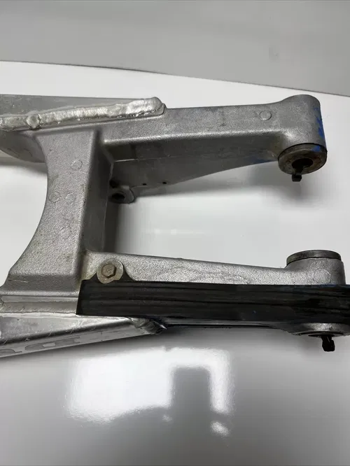 1989 suzuki rmx 250 Swingarm