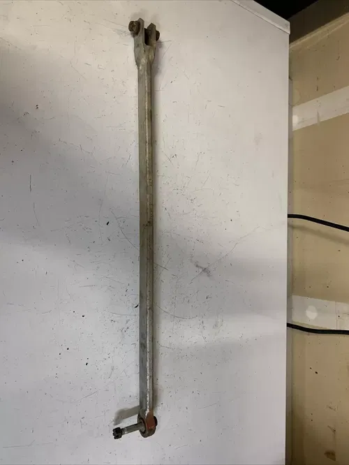 1986 Yamaha YZ490 REAR BRAKE STAY BAR (B37-2181)