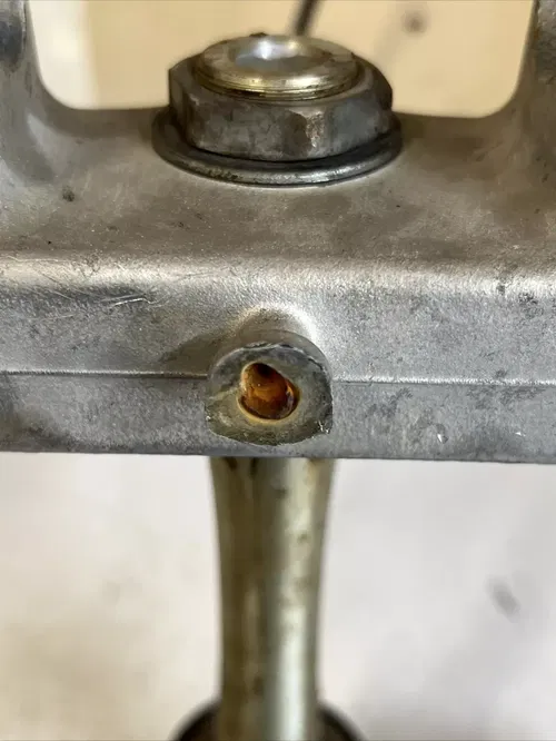 1998 honda cr125r triple clamp