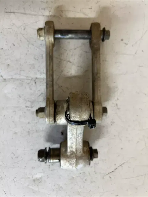 1998 suzuki rm250 rear shock link pivot