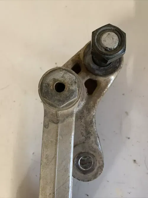 1999 Yamaha Yz400f Rear Shock Link Linkage Pivot / Shock Pivot