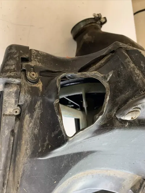 2003 yamaha yz250f Airbox/air Filter Box