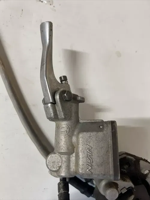 2000 Honda cr250r front brake caliper hose master