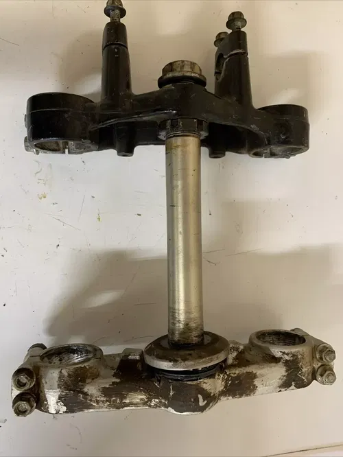 1987 Yamaha Yz125 Triple Clamp/ Triple Tree Fork Clamp/ Handle Bar Clamp
