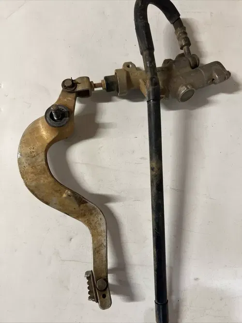 2008 yamaha Yz450f rear brake caliper hose master pedal 4