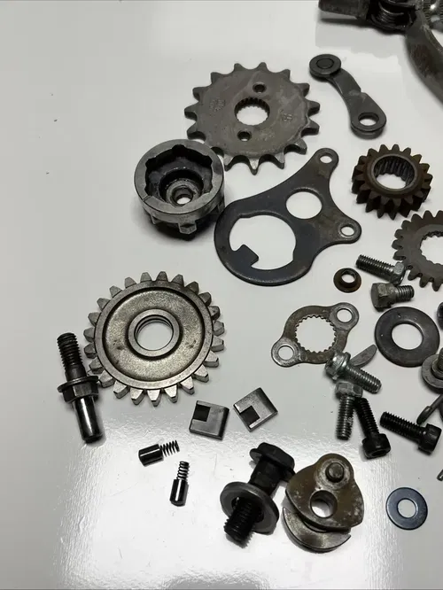 2004 Honda Cr85r Miscellaneous Engine Case Parts / Lower End /Kick Start/shift