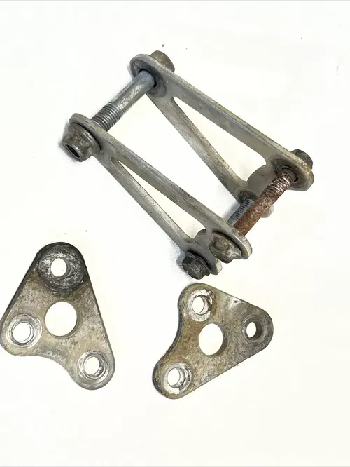 1988 yamaha yz250 Motor Mount Engine 2