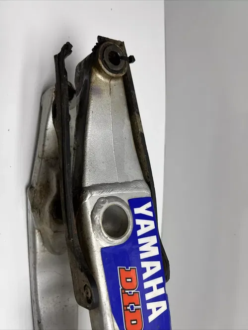 2000 yamaha yz125 Swingarm