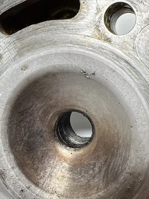 1991 honda cr125r Engine Cylinder Head