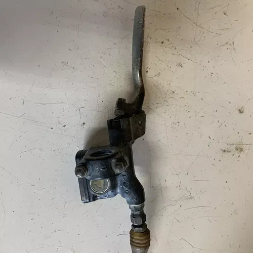 1991 Honda Cr250r front brake caliper hose and master
