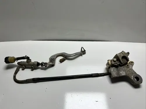 2001 kawasaki kx125 Rear Brake Caliper/ Hose/ Pedal/master