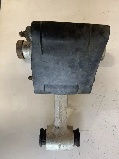 1982 yamaha yz125 rear Shock Linkage Link Pivot