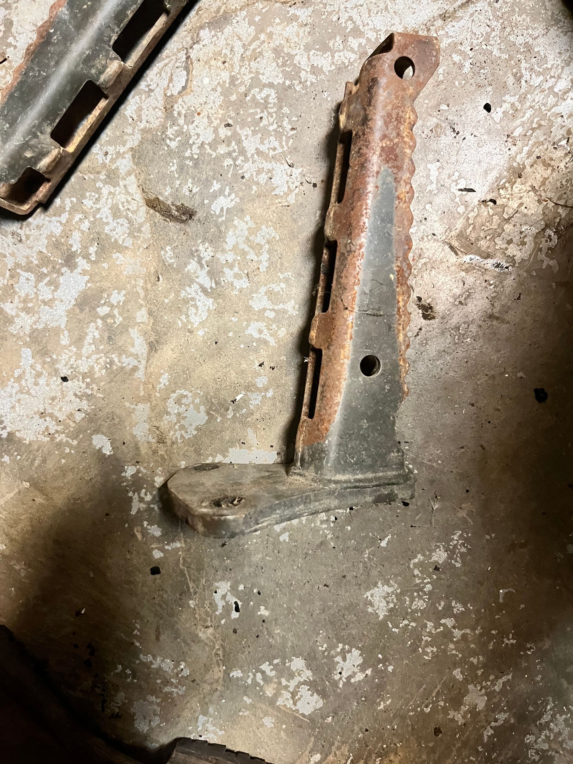 Raptor 660 Foot Pegs