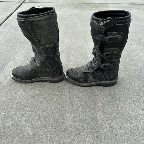 Ocelot boots