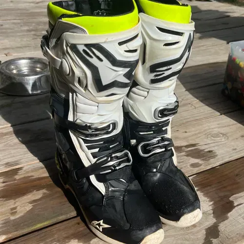 Alpinestars Tech 10 Size 8