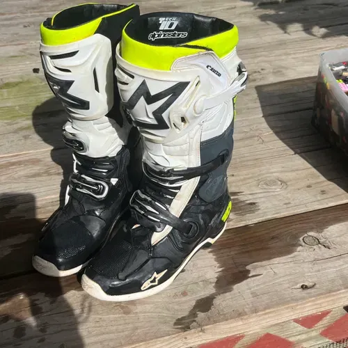 Alpinestars Tech 10 Size 8
