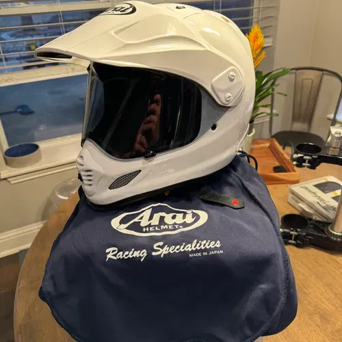 Arai XD4 White Medium