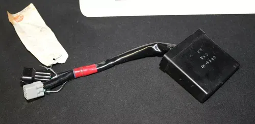 NOS YAMAHA CDI ECU COMPUTER BLACK BOX BRAIN OWM8-00 08A N2 ELECTRICAL IGNITION