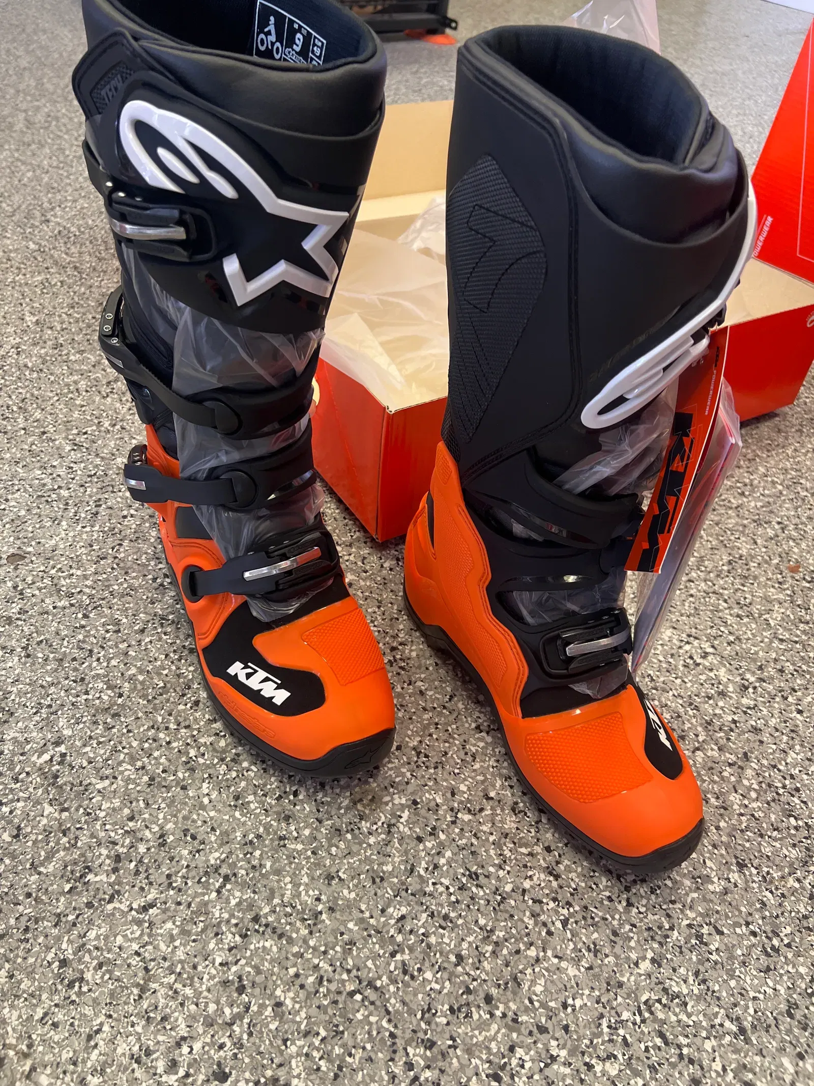 2023 KTM Kids Tech 7S MX Boots (Black/Orange): AOMC.mx