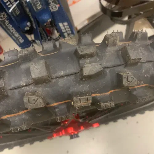 D.I.D Dirtstar Rim With Haan Red Hubs 