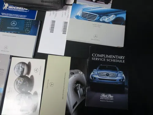 2006 MERCEDES-BENZ C-CLASS SEDAN OWNERS MANUAL BOOK PACK