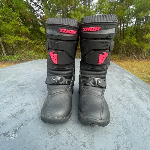 Youth Thor Boots - Size 11k