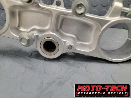 🔥2007 HONDA CR85RB OEM STEERING STEM TRIPLE CLAMP ✅  3219-GBF-K40  85RB  272 🔥