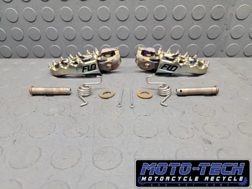 🔥2022 HUSQVARNA TC85 FLO FOOTPEGS 🏁 FOOT PEGS STEP MC SX TC 85 85SX  (278)🔥