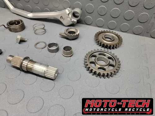 🔥2004 HONDA CR250R OEM KICKSTART KIT ✅ SPINDLE SHAFT GEAR  28251-KZ3-690 291🔥