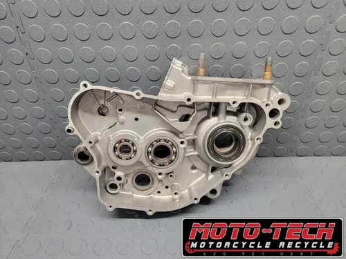 🔥2004 HONDA CR250R OEM RIGHT CRANKCASE ✅ 04921-KSK-670 CASE ENGINE BLOCK 291🔥