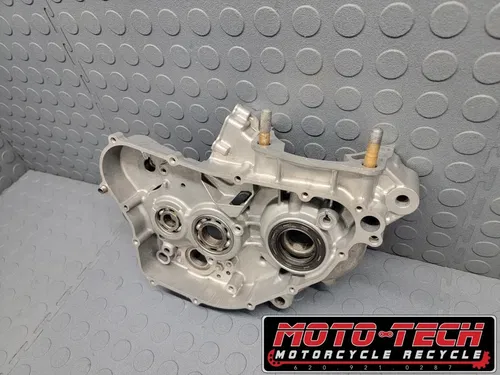 🔥2004 HONDA CR250R OEM RIGHT CRANKCASE ✅ 04921-KSK-670 CASE ENGINE BLOCK 291🔥