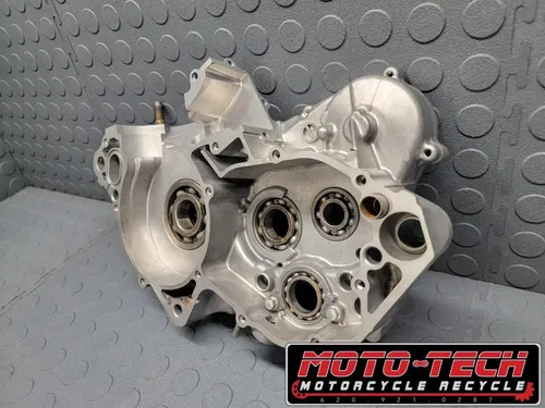 🔥2004 HONDA CR250R OEM RIGHT CRANKCASE ✅ 04921-KSK-670 CASE ENGINE BLOCK 291🔥