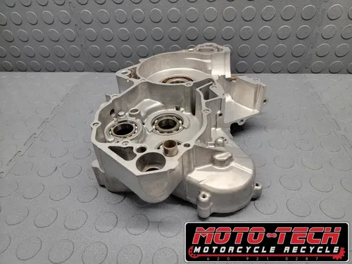 🔥2004 HONDA CR250R OEM RIGHT CRANKCASE ✅ 04921-KSK-670 CASE ENGINE BLOCK 291🔥