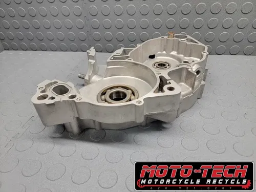 🔥2004 HONDA CR250R OEM RIGHT CRANKCASE ✅ 04921-KSK-670 CASE ENGINE BLOCK 291🔥