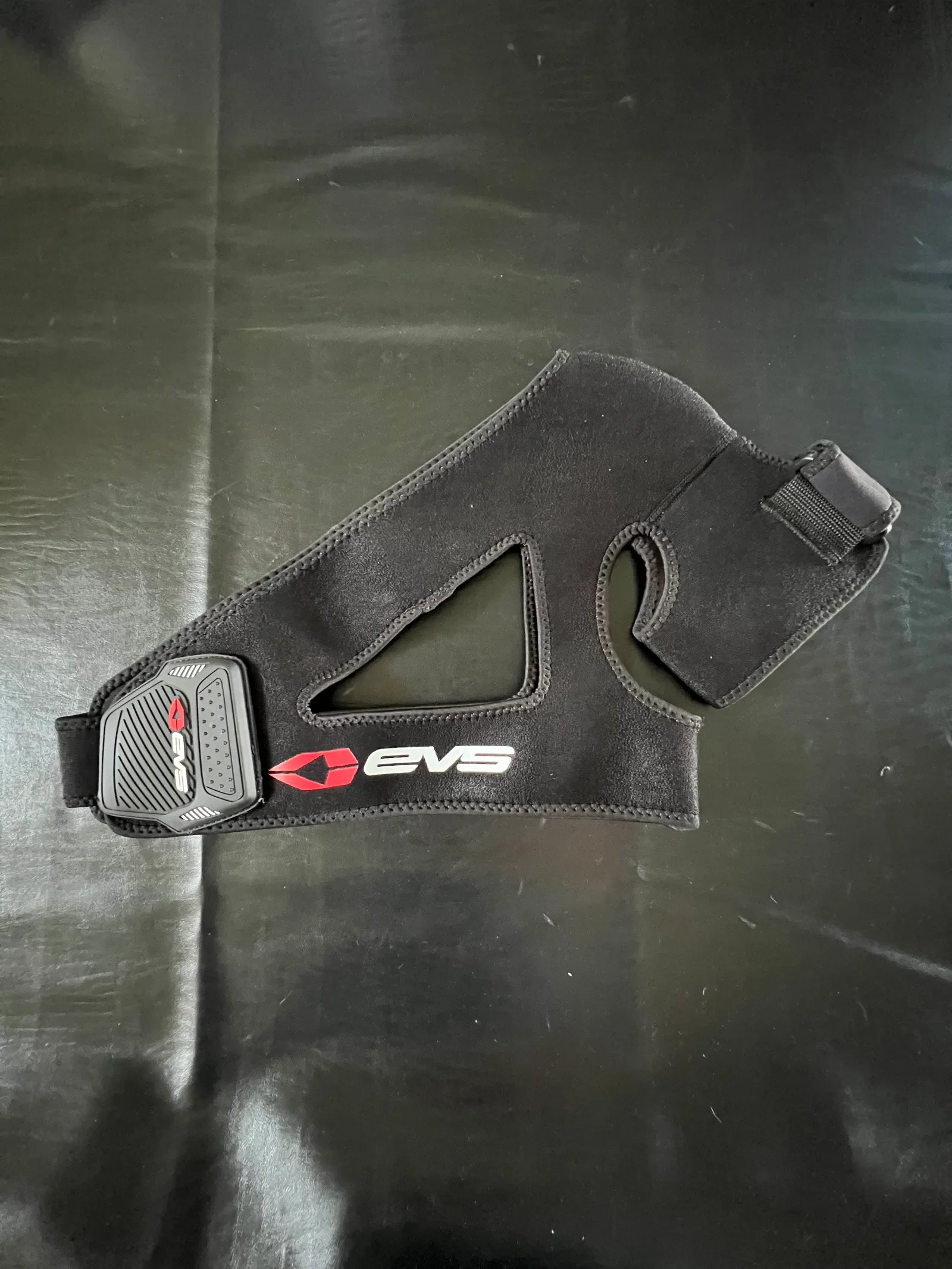 Brand New EVS Shoulder Brace