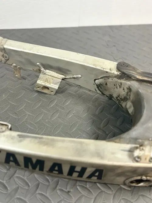 2004 2003-2004 Yamaha YZ450F Swingarm Swing Arm Suspension 5UN-22110-00-00
