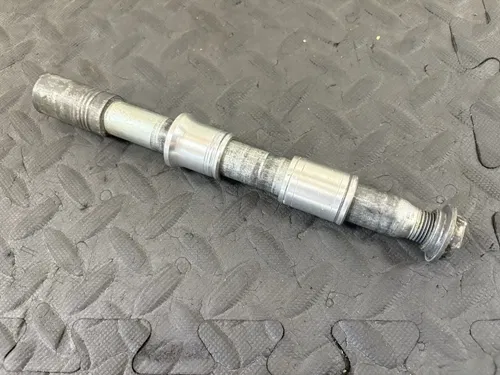 98-05 YZ125 YZ250 YZ450F YZ400F Front Axle Spindle Spacer OEM 5BE-25181-00-00