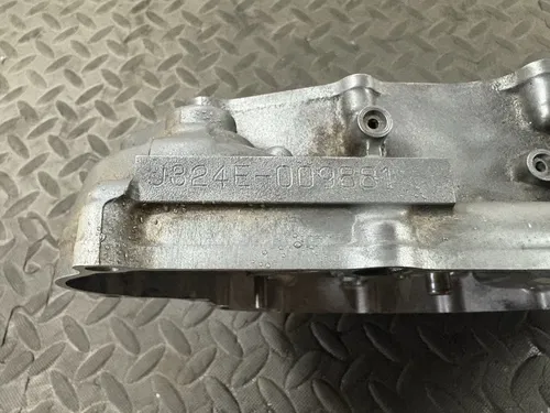 2006 06-09 YZ450F YZ 450F Right Crankcase Engine Bottom Carter Block Half Case